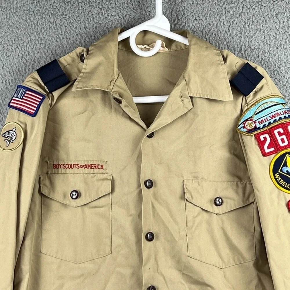 Official Boy Scouts of America BSA Shirt Mens Medium Long Sleeve Sewn on patches
